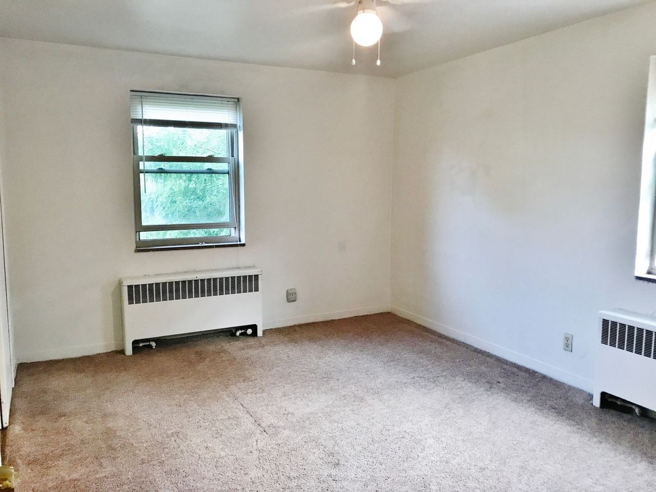 Squirrel Hill - Photo 7 of 17