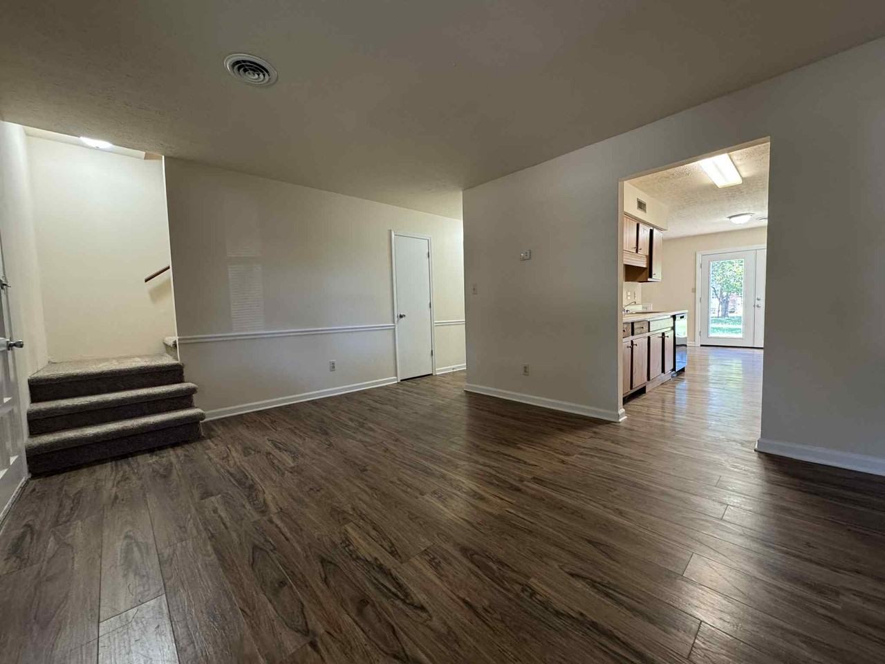 1730 Oshea St #2 - Photo 3 of 20