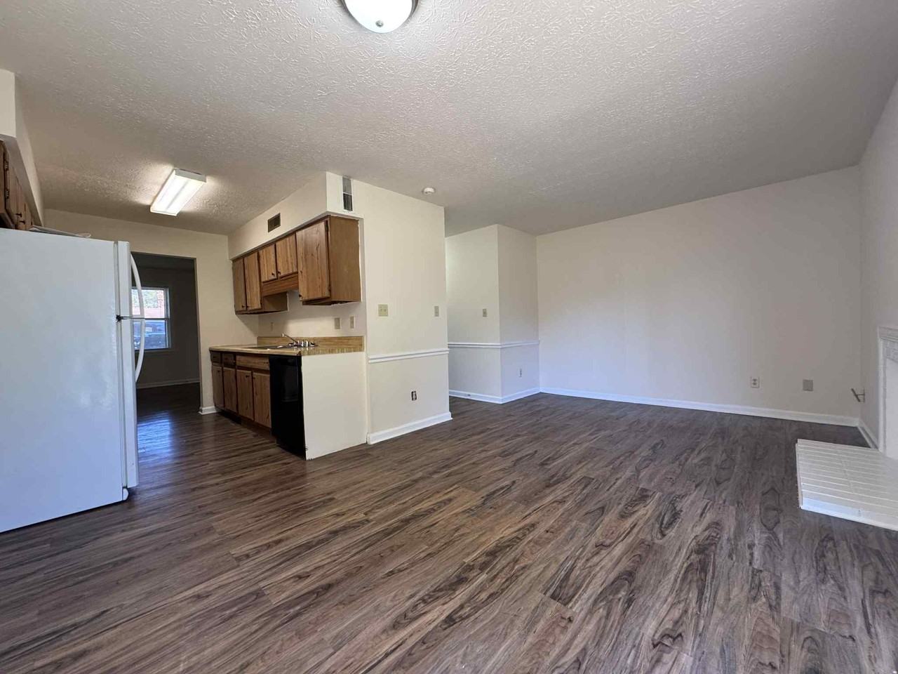 1730 Oshea St #2 - Photo 5 of 20