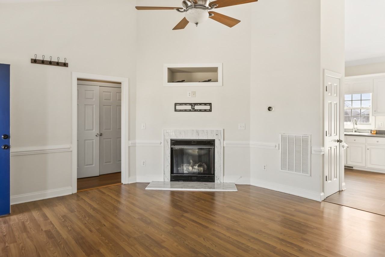 726 Addington Dr #1 - Photo 5 of 25