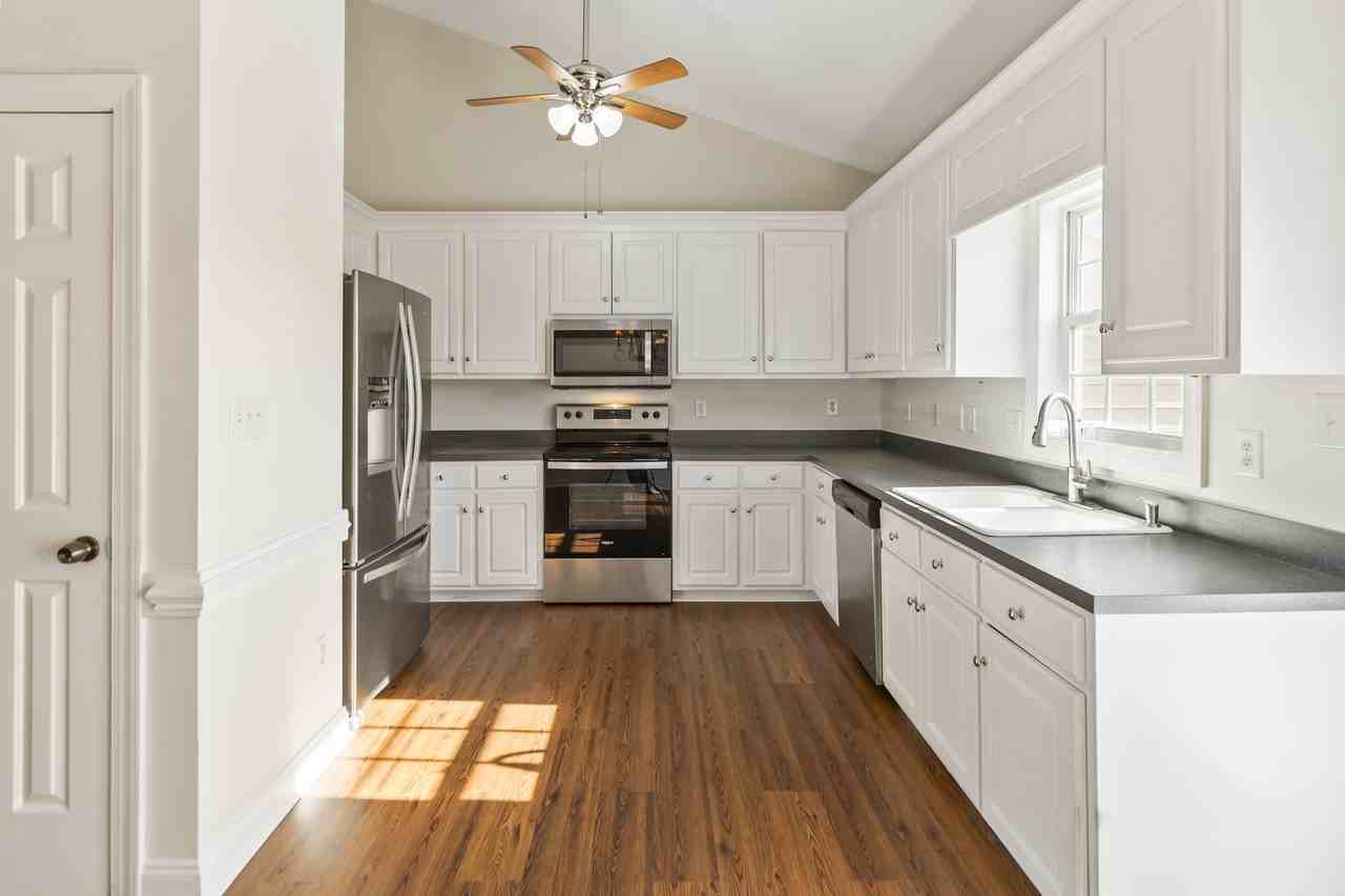 726 Addington Dr #1 - Photo 7 of 25