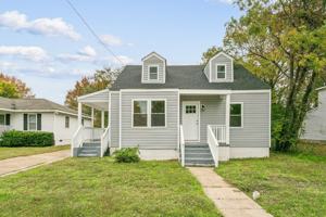 featured image of 924 Ivy Ave #1