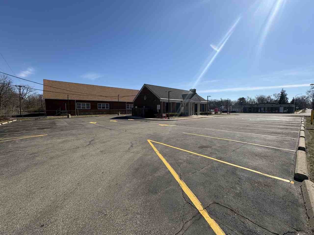 23700 Goddard Rd #1 - Photo 7 of 16