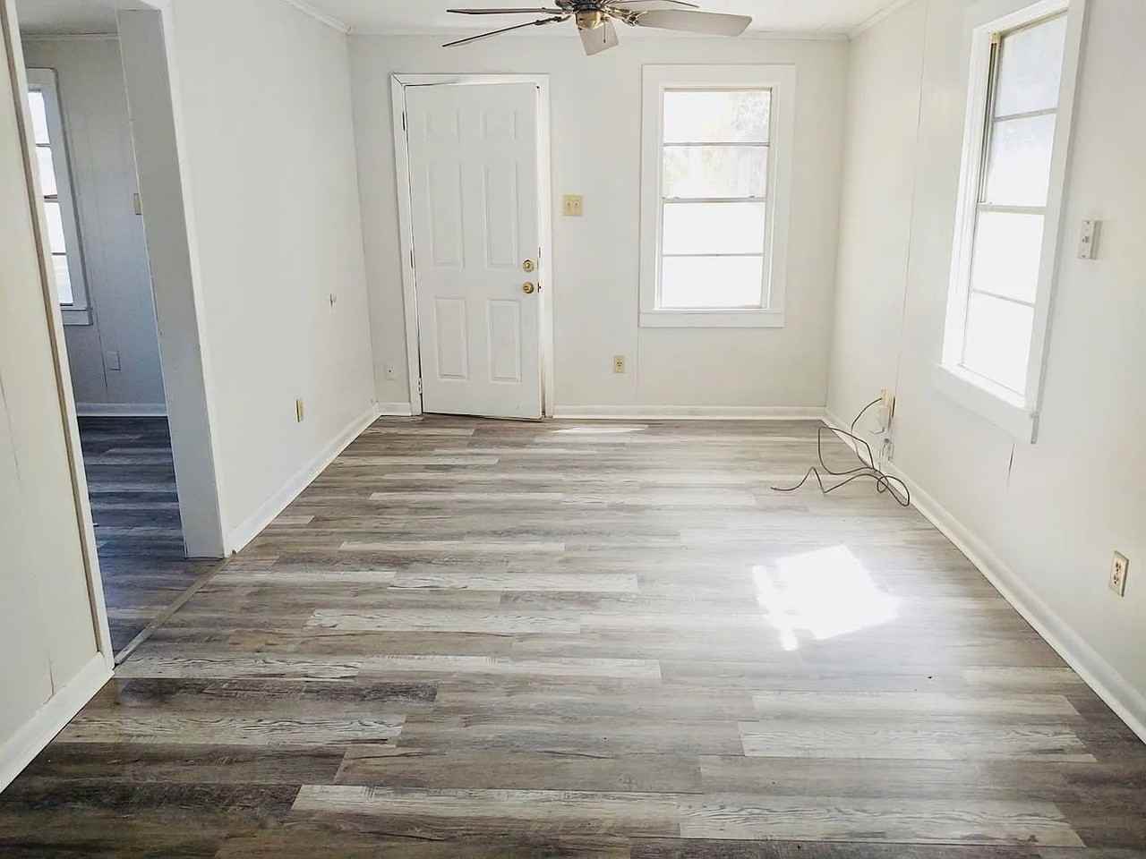 402 Lamar St #1 - Photo 7 of 10