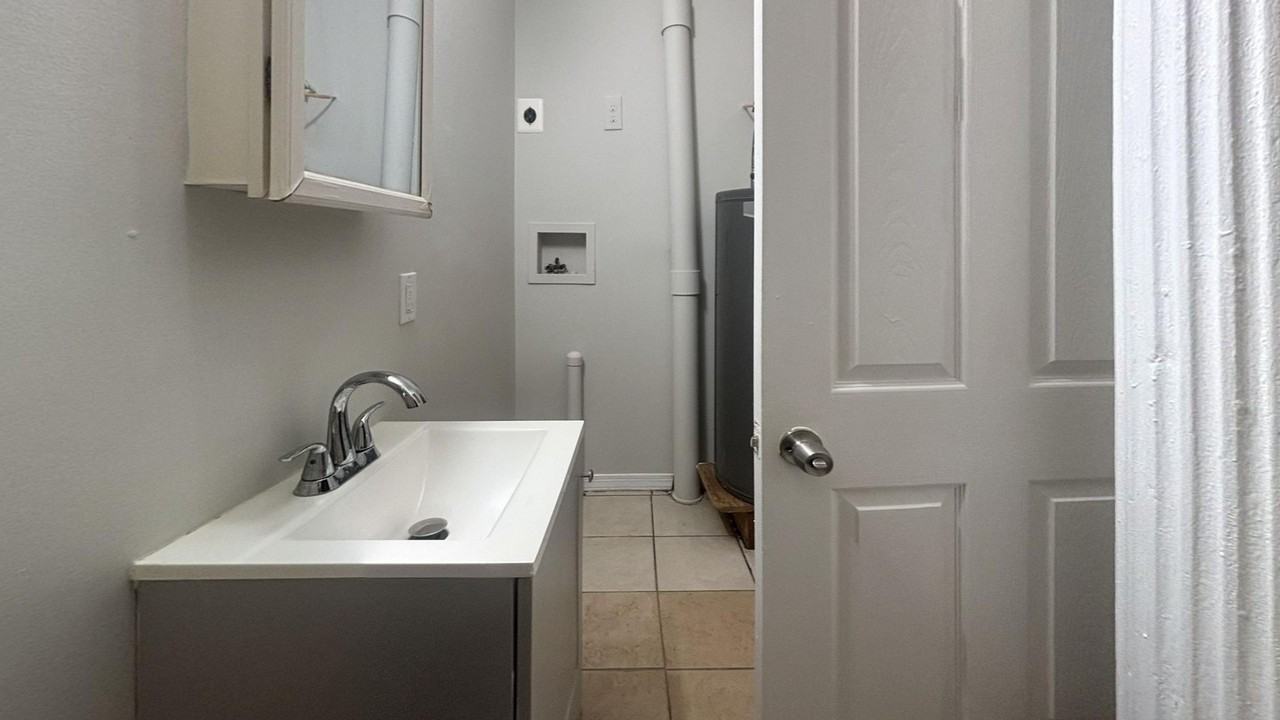 1701-03 N 20TH STREET - Photo 2 of 25