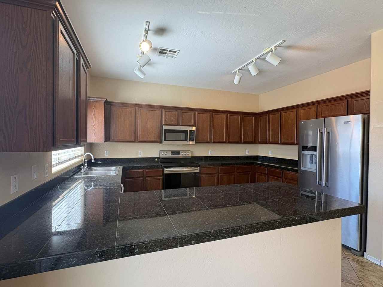 25825 W Miami St - Photo 6 of 25