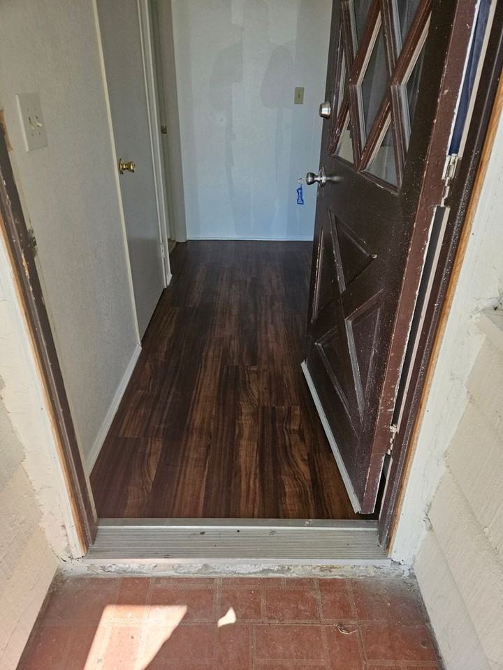 2776 Barbour Dr - Photo 7 of 34