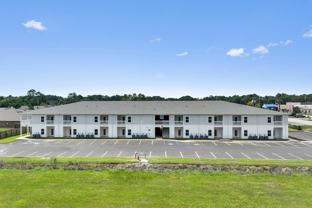 Palmetto Place Apartments – Modern Living in a Prime Location - Photo 1 of 1