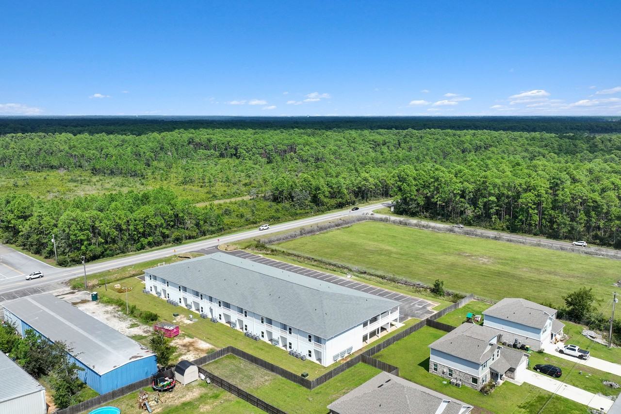 Palmetto Place Apartments – Modern Living in a Prime Location - Photo 2 of 50