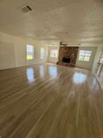 featured image of 2536 W Rochelle Rd