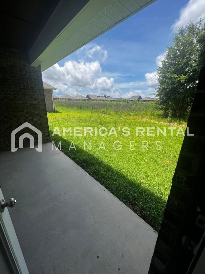 825 Ginger Lee St - Photo 5 of 29