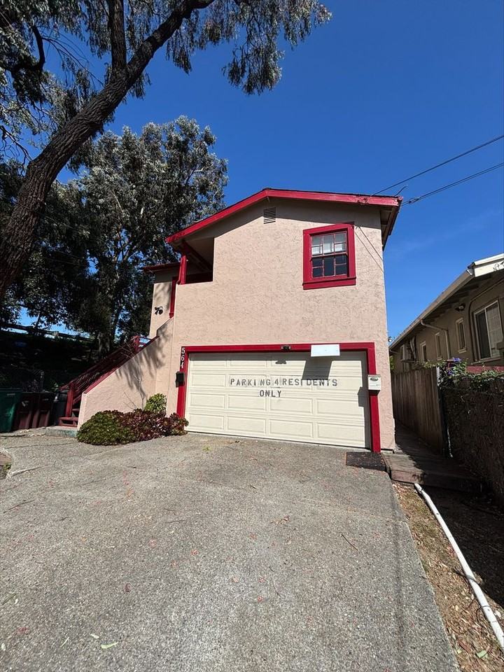 Upper - Photo 3 of 21