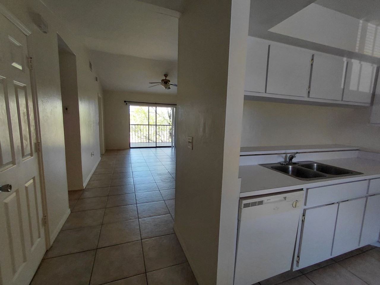 4920 Chiquita Blvd S - Photo 6 of 12