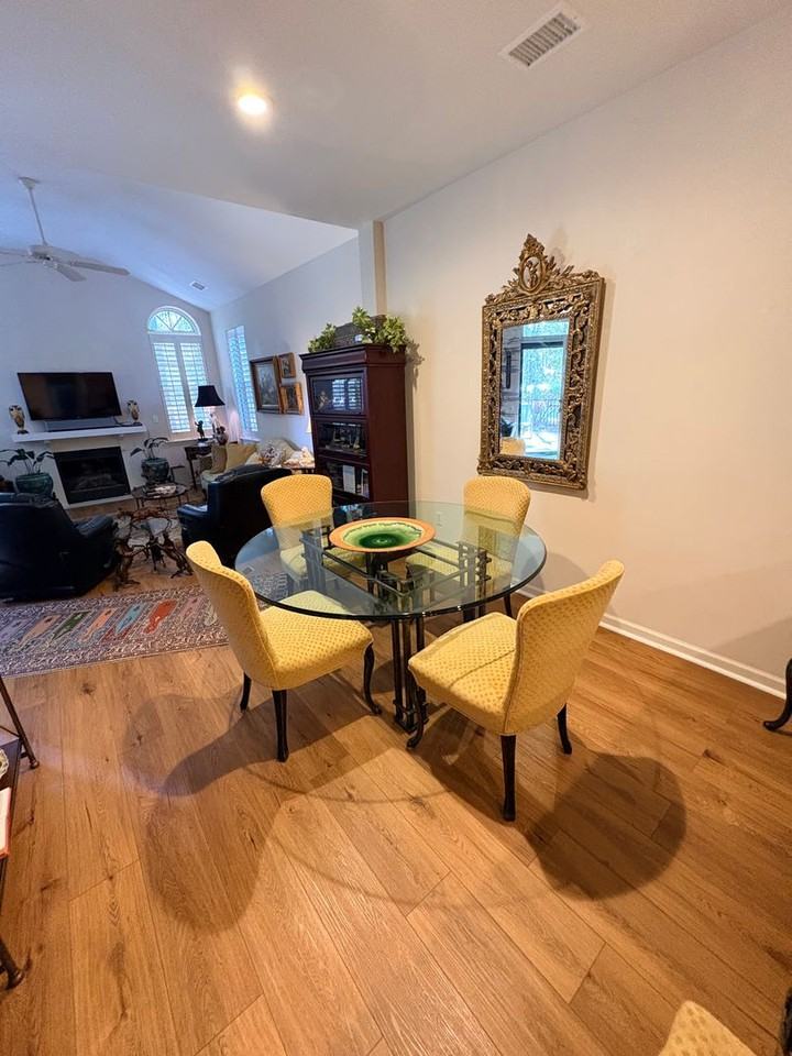 650 Abbey Glen Way - Photo 6 of 27