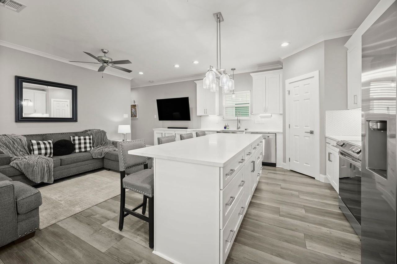 820 S Audubon Place Ave - Photo 4 of 13