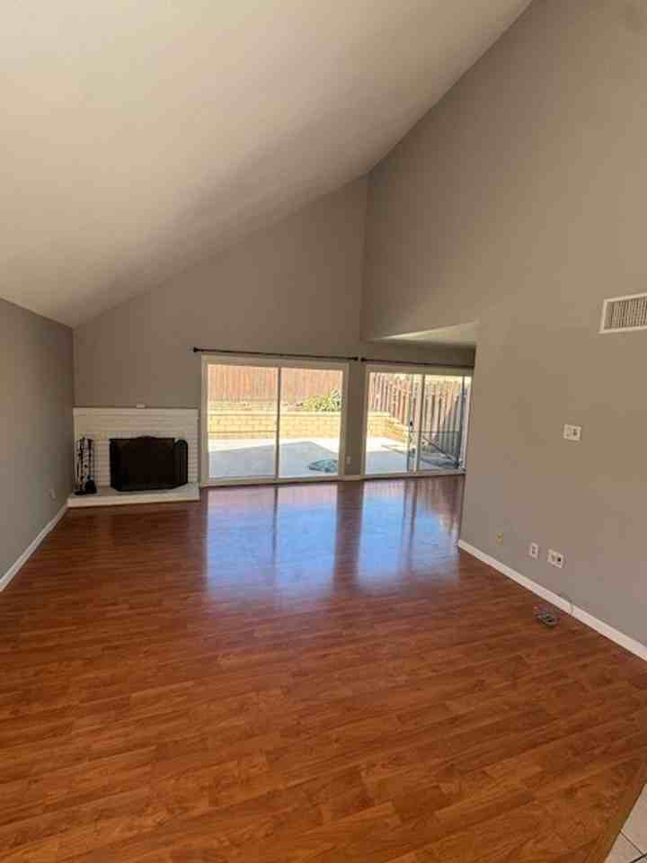 22813 Rio Clara Dr - Photo 4 of 33