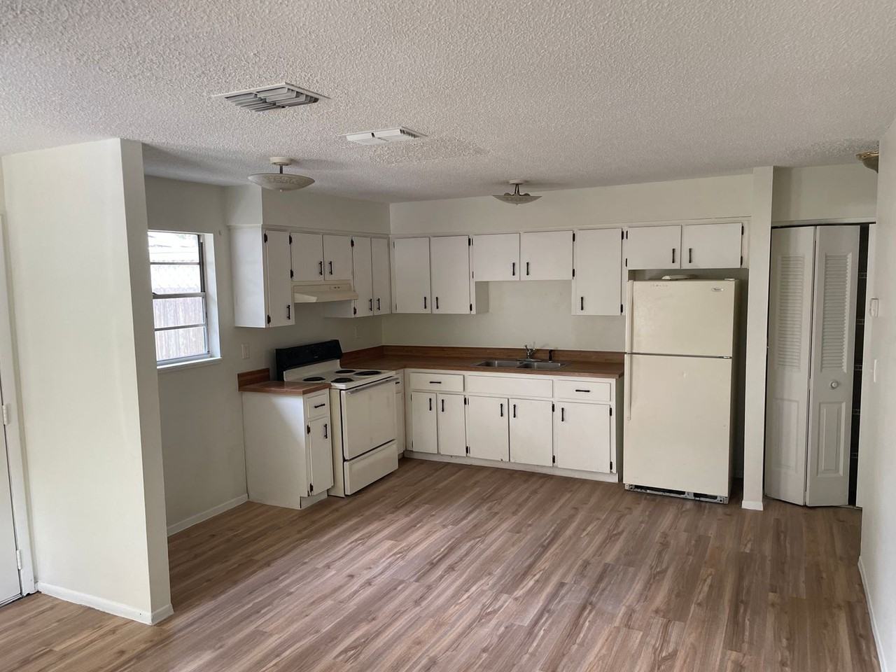 5604 Montana Ave - Photo 4 of 13