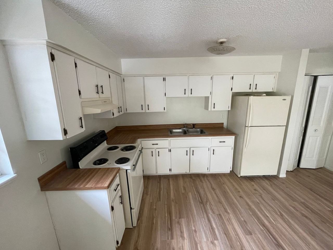 5604 Montana Ave - Photo 6 of 13