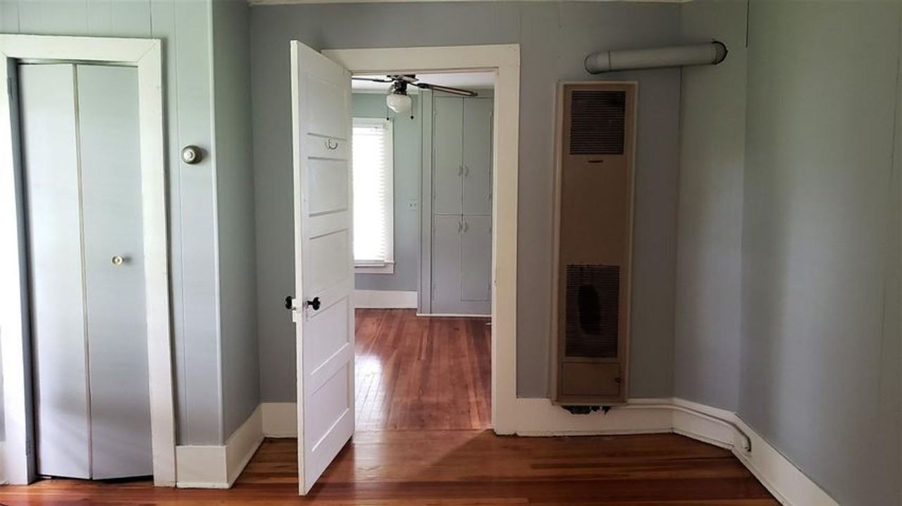 10 Chocklett Ln - Photo 4 of 10