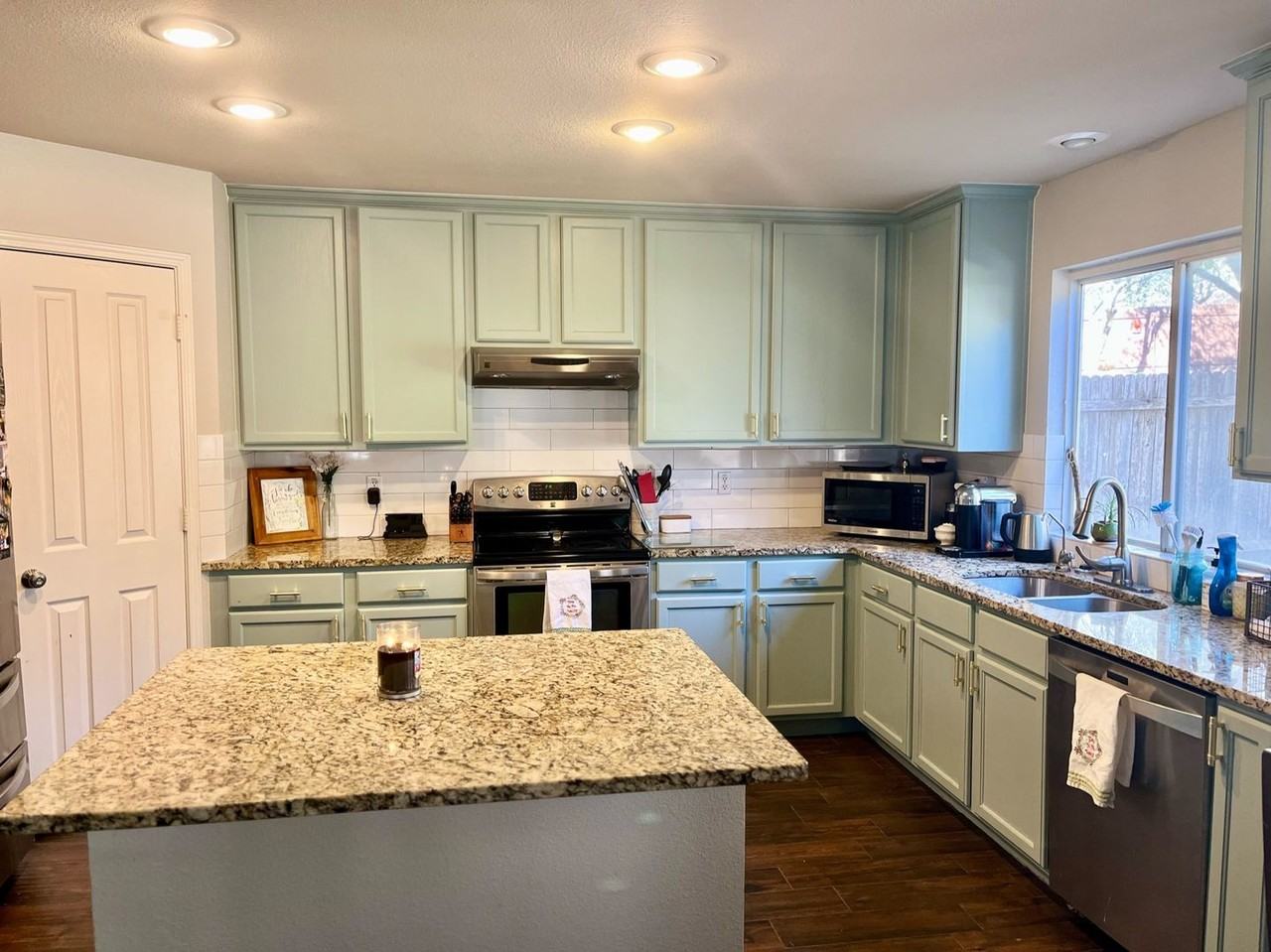 21106 El Suelo Bueno - Photo 2 of 28