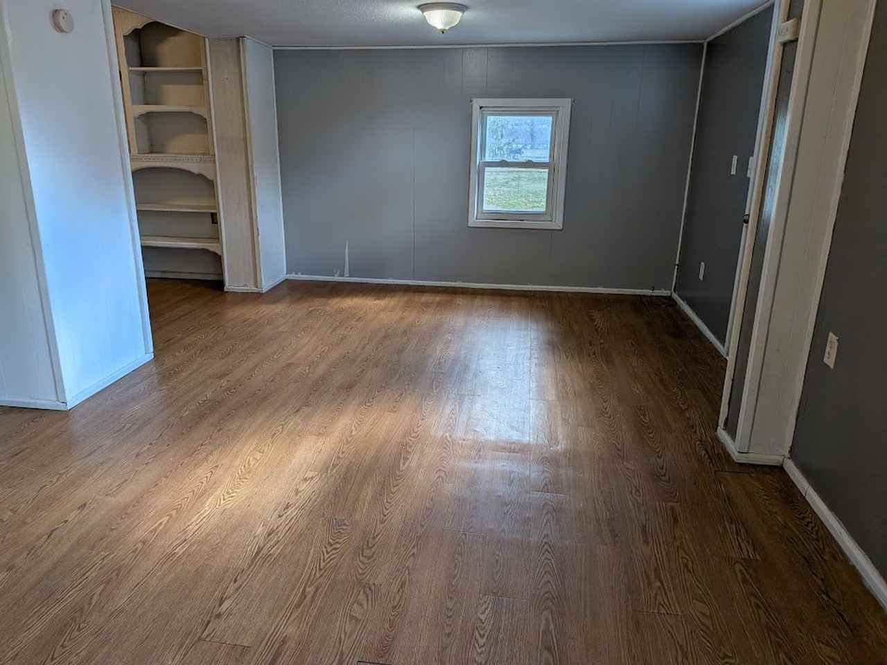 324 E Front St - Photo 5 of 9