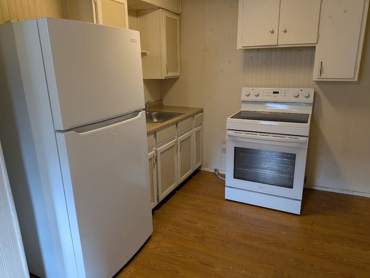 324 E Front St - Photo 6 of 9