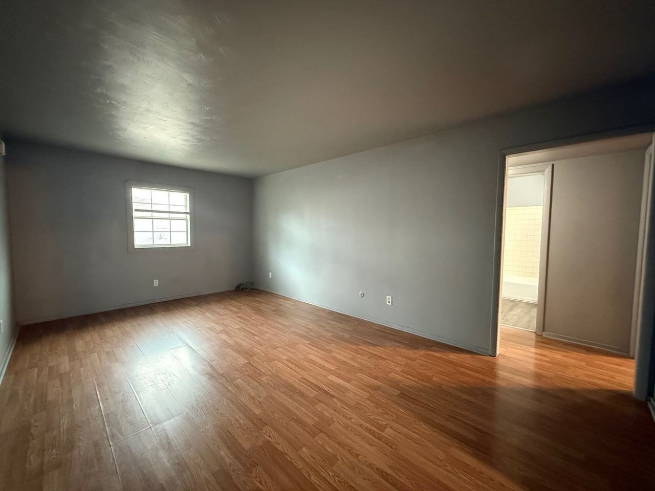 205 S Parker Ave - Photo 2 of 10