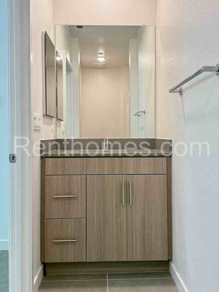 10441 Harlow Cir #35 - Photo 3 of 28