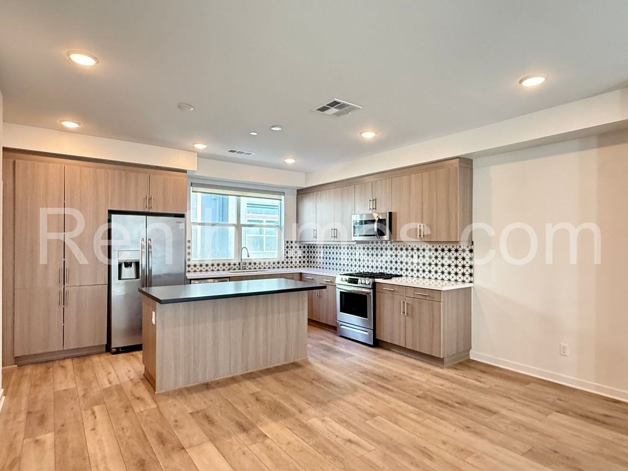 10441 Harlow Cir #35 - Photo 7 of 28