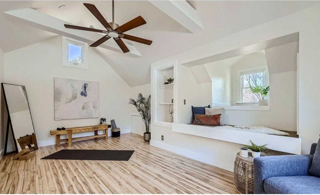 3147 8th St - Photo 2 of 8