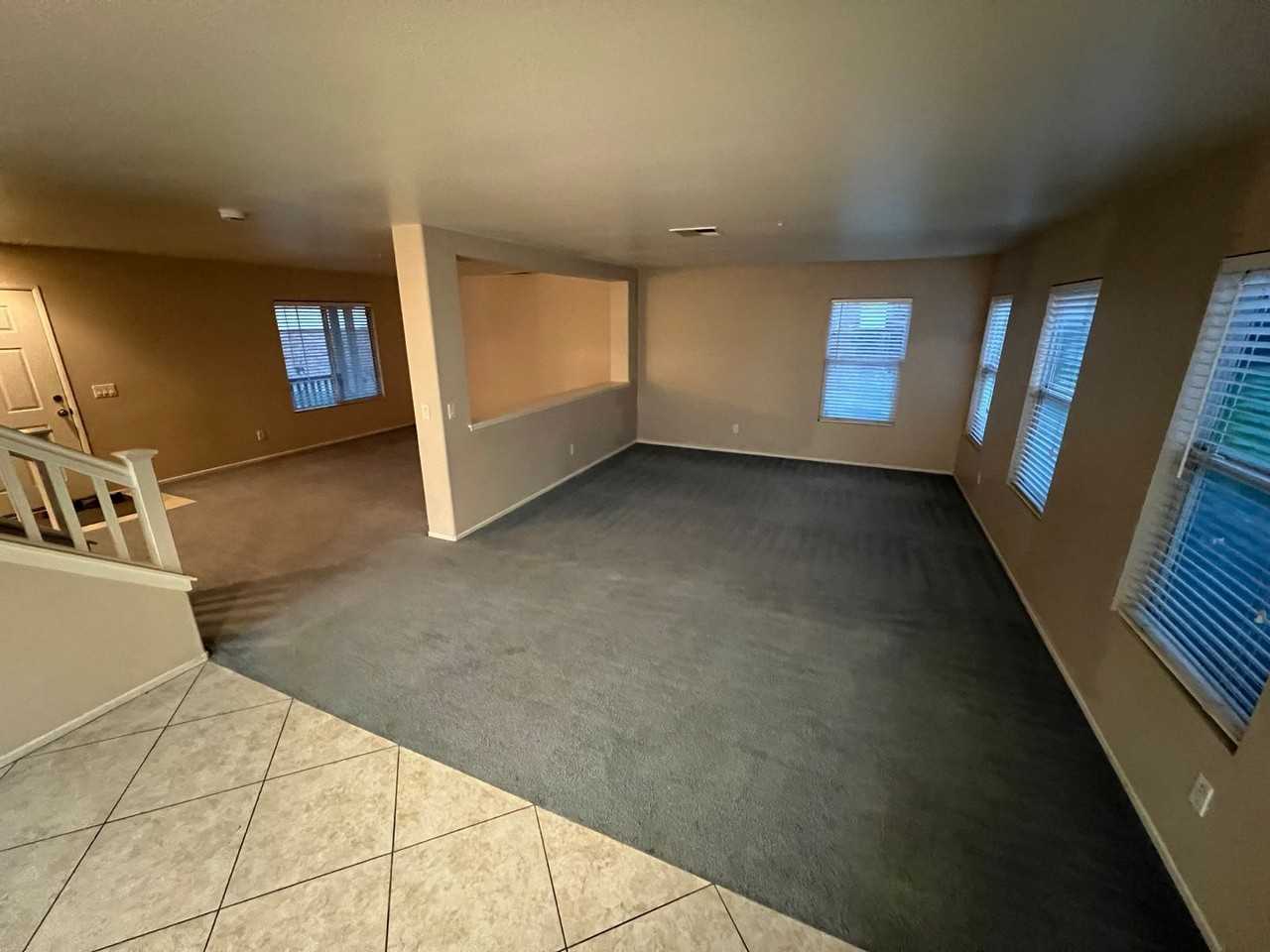 26475 Veronica Ct - Photo 3 of 32
