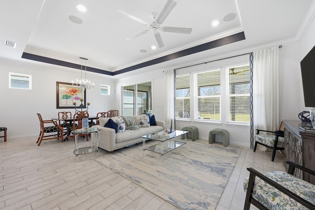 11130 Town View Ct - Photo 3 of 50