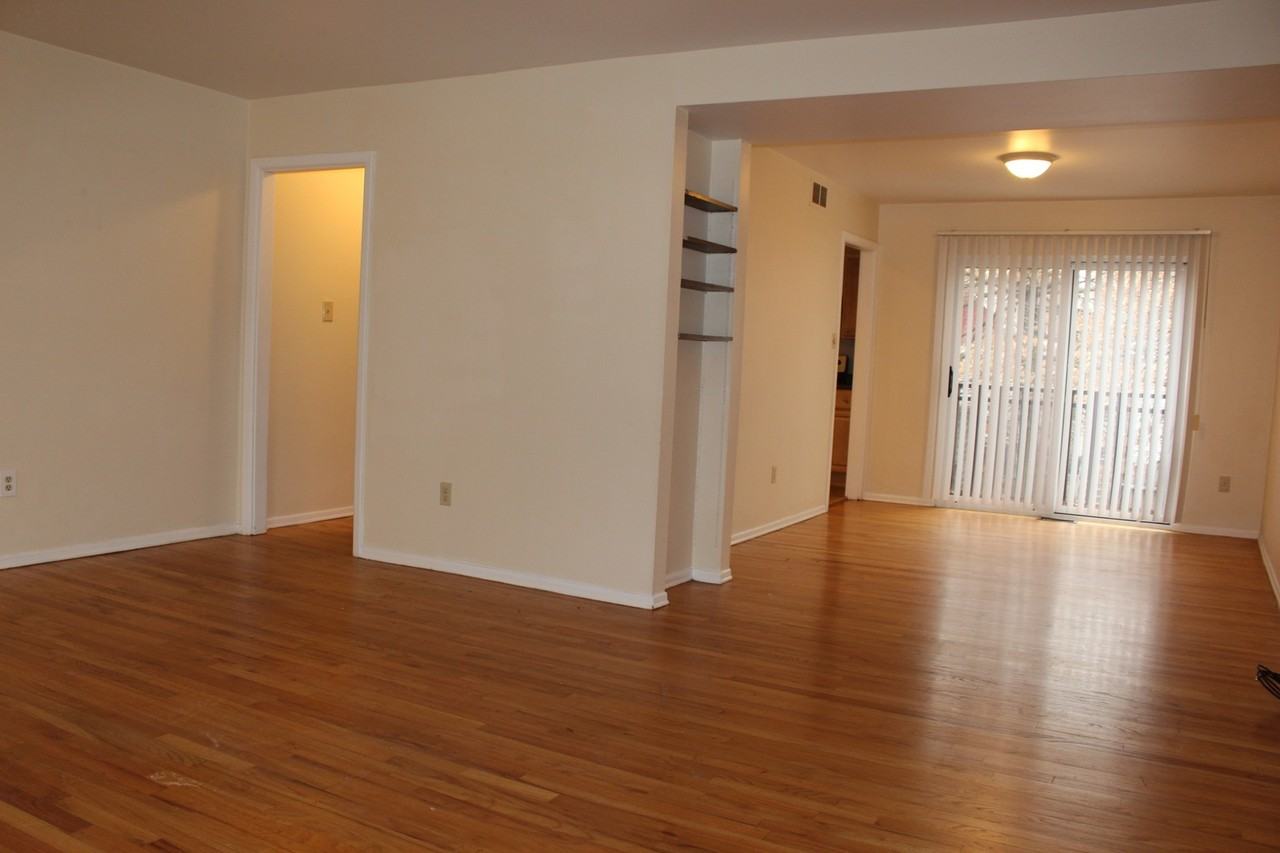 543 S Trenton Ave - Photo 4 of 21