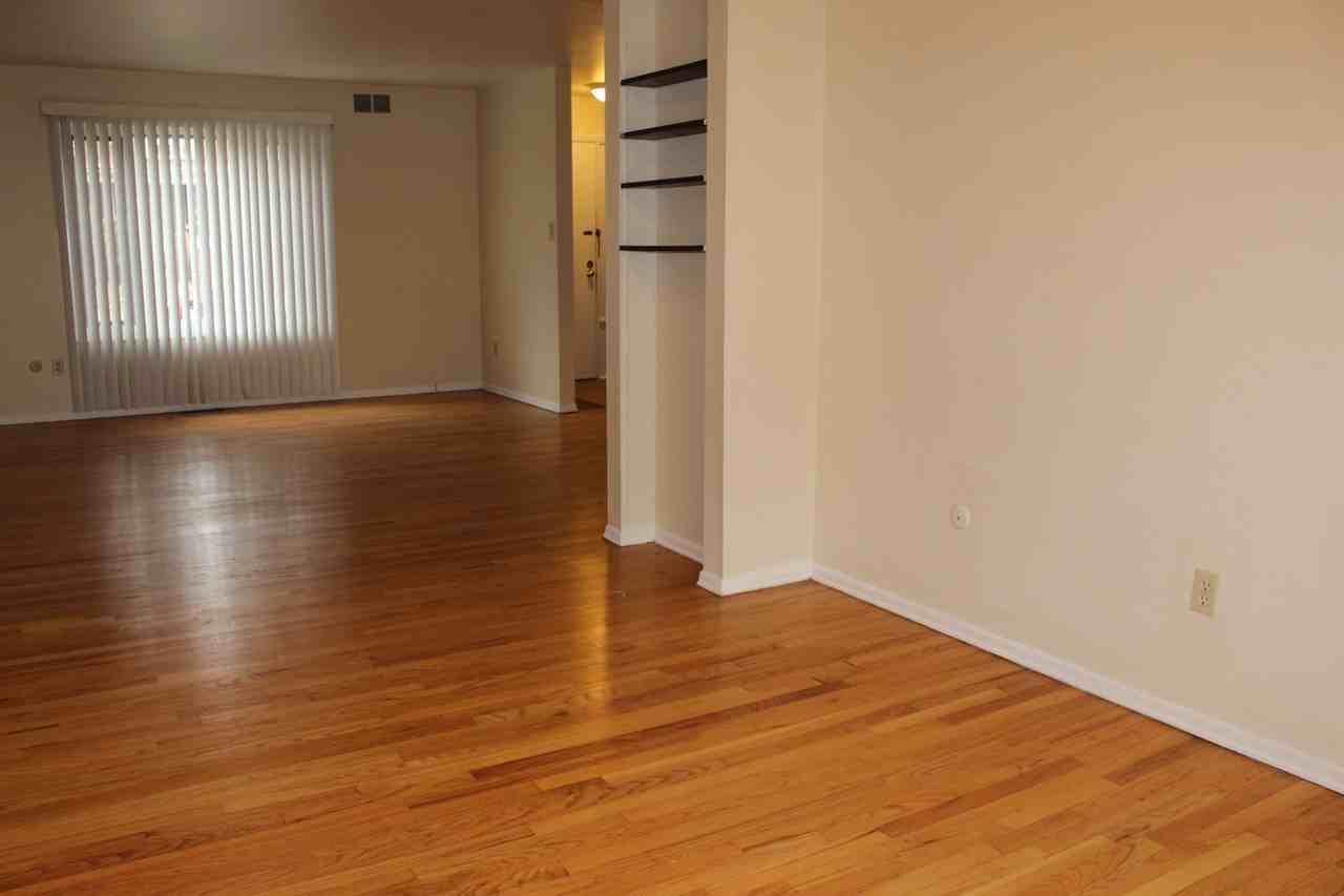 543 S Trenton Ave - Photo 6 of 21