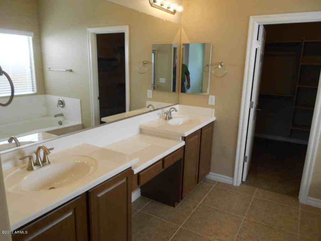 2751 E Ficus Way - Photo 5 of 8