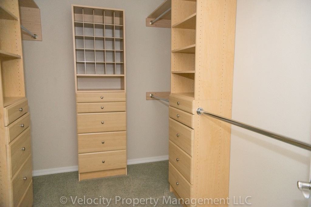 19632 Hollygrape St - Photo 4 of 18