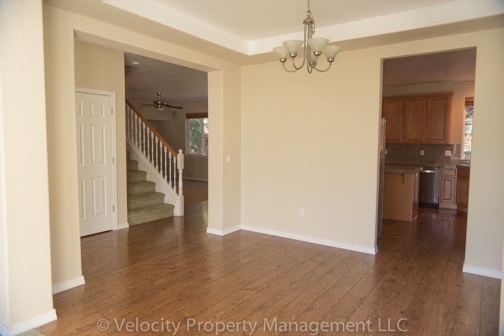 19632 Hollygrape St - Photo 7 of 18