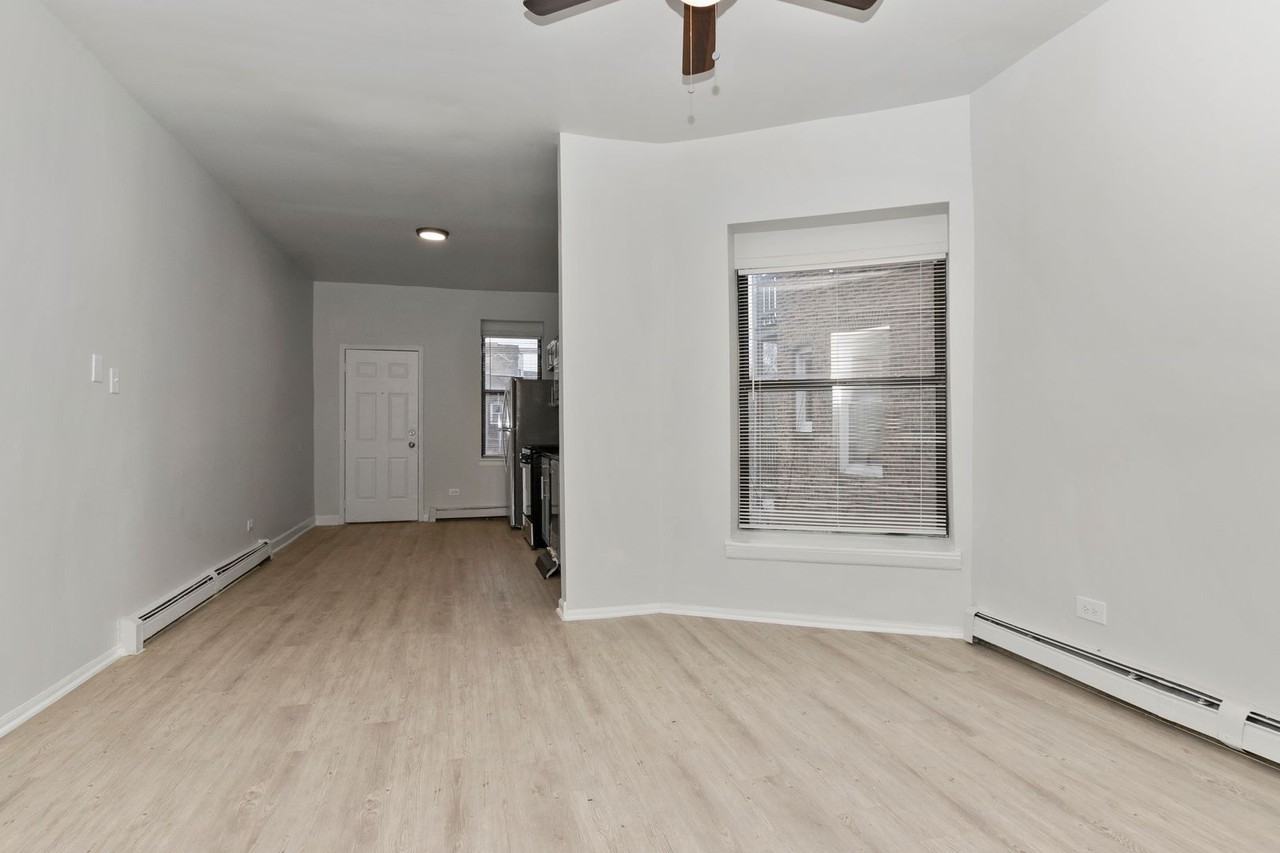 4520-26 S. Vincennes Avenue - Photo 4 of 18