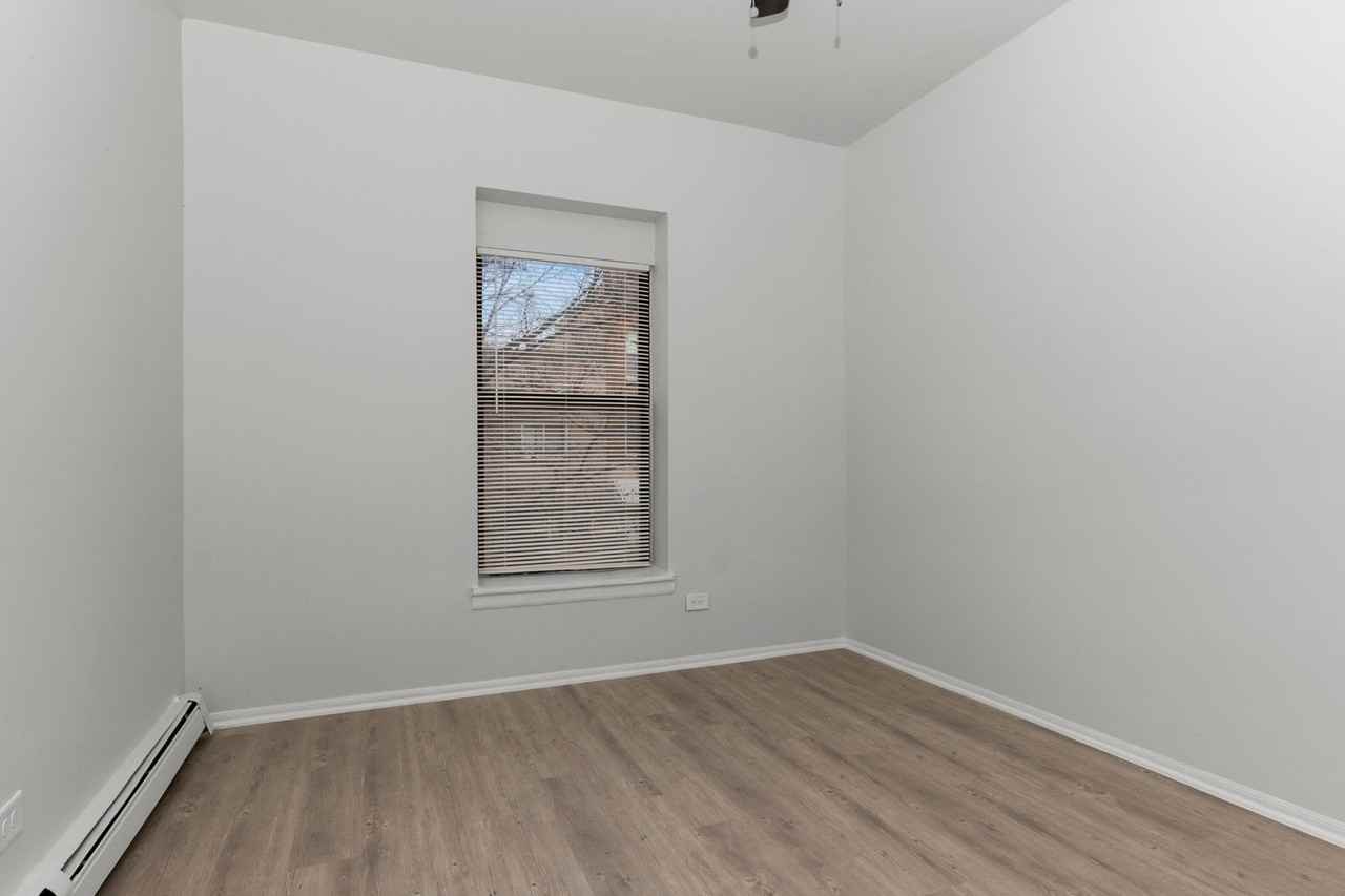 4520-26 S. Vincennes Avenue - Photo 7 of 18