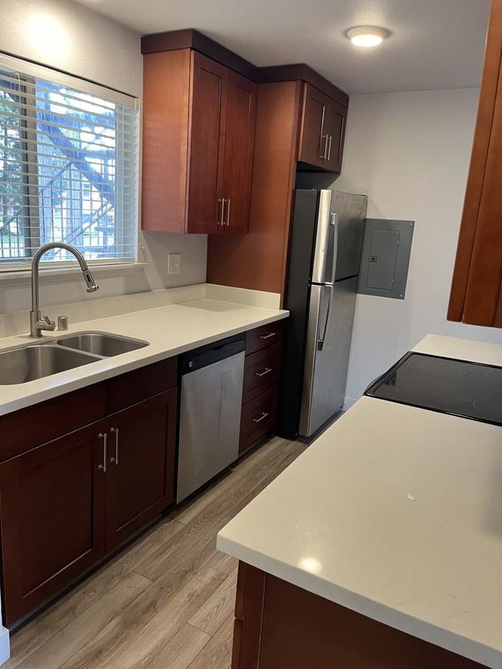 Gig Harbor Villa - Photo 2 of 6