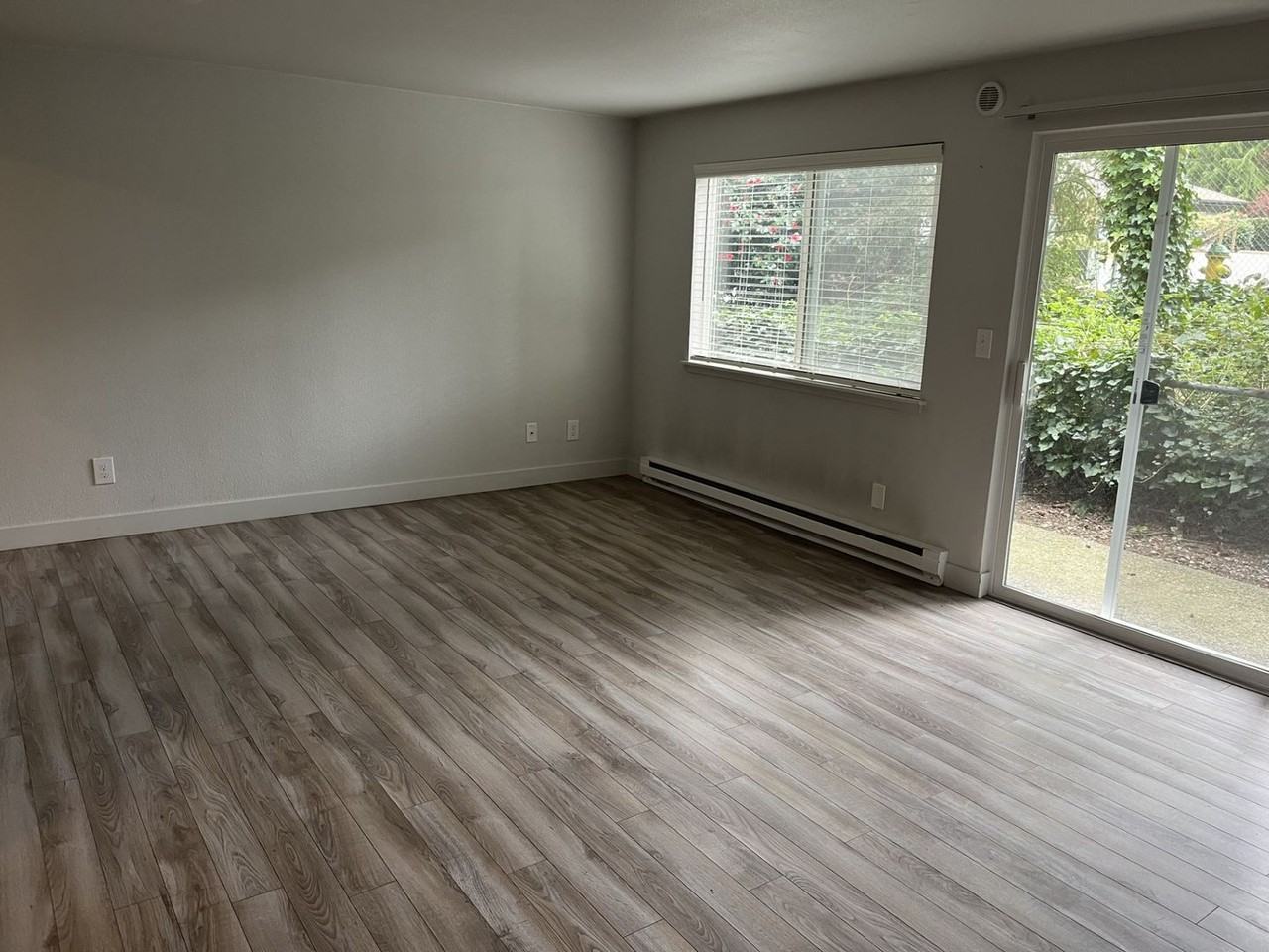 Gig Harbor Villa - Photo 3 of 6