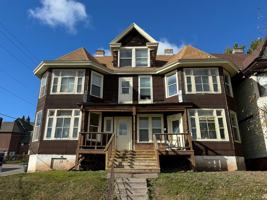 featured image of 1901 E Superior St