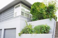 932 Se 50th Ave - Photo 1 of 1