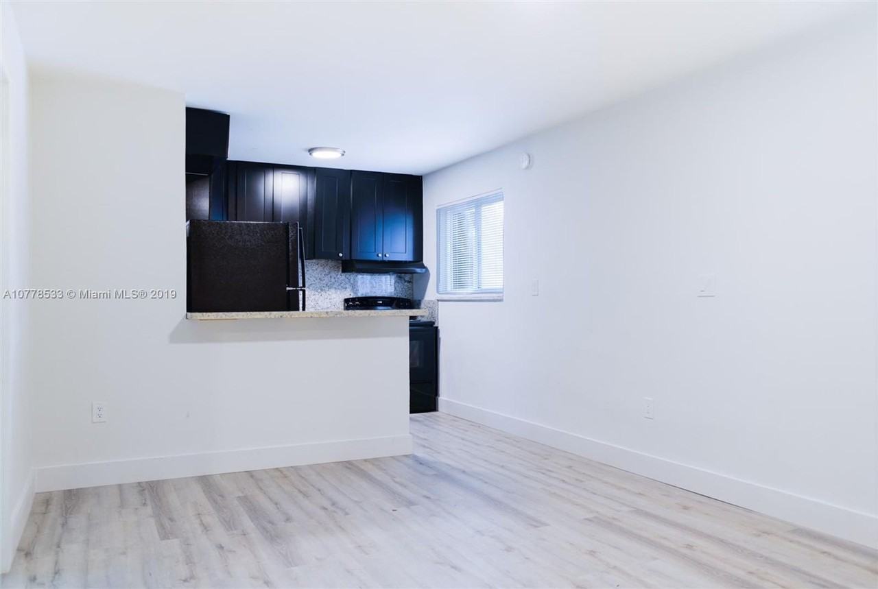 1 Bed/1 Bath - Photo 3 of 15