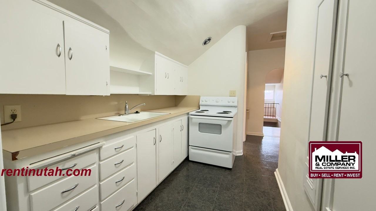 815 E 100 S #6 - Photo 5 of 8