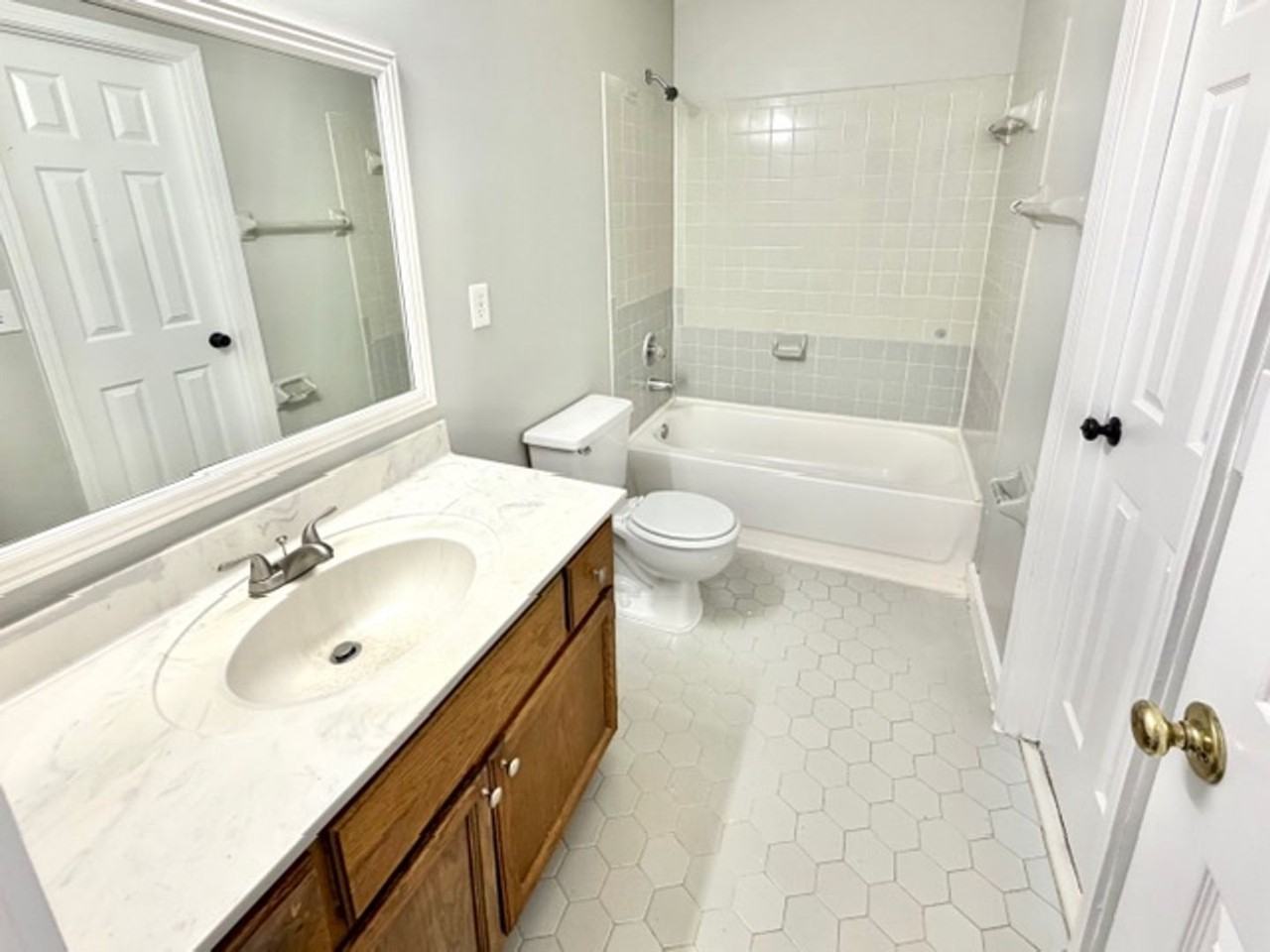 2554 Jeffries Cv - Photo 7 of 12