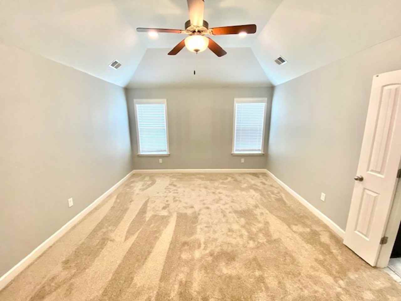 5831 Port Stacy Dr - Photo 6 of 14