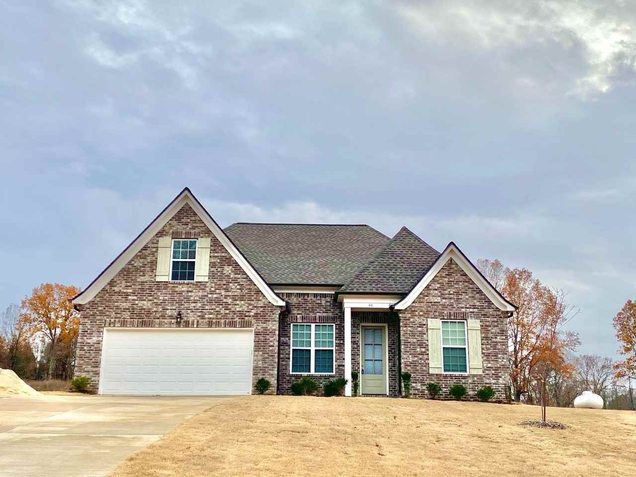 95 Crimsonwood Dr - Photo 3 of 16