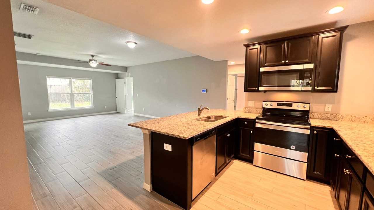 3276 London Ave - Photo 7 of 30