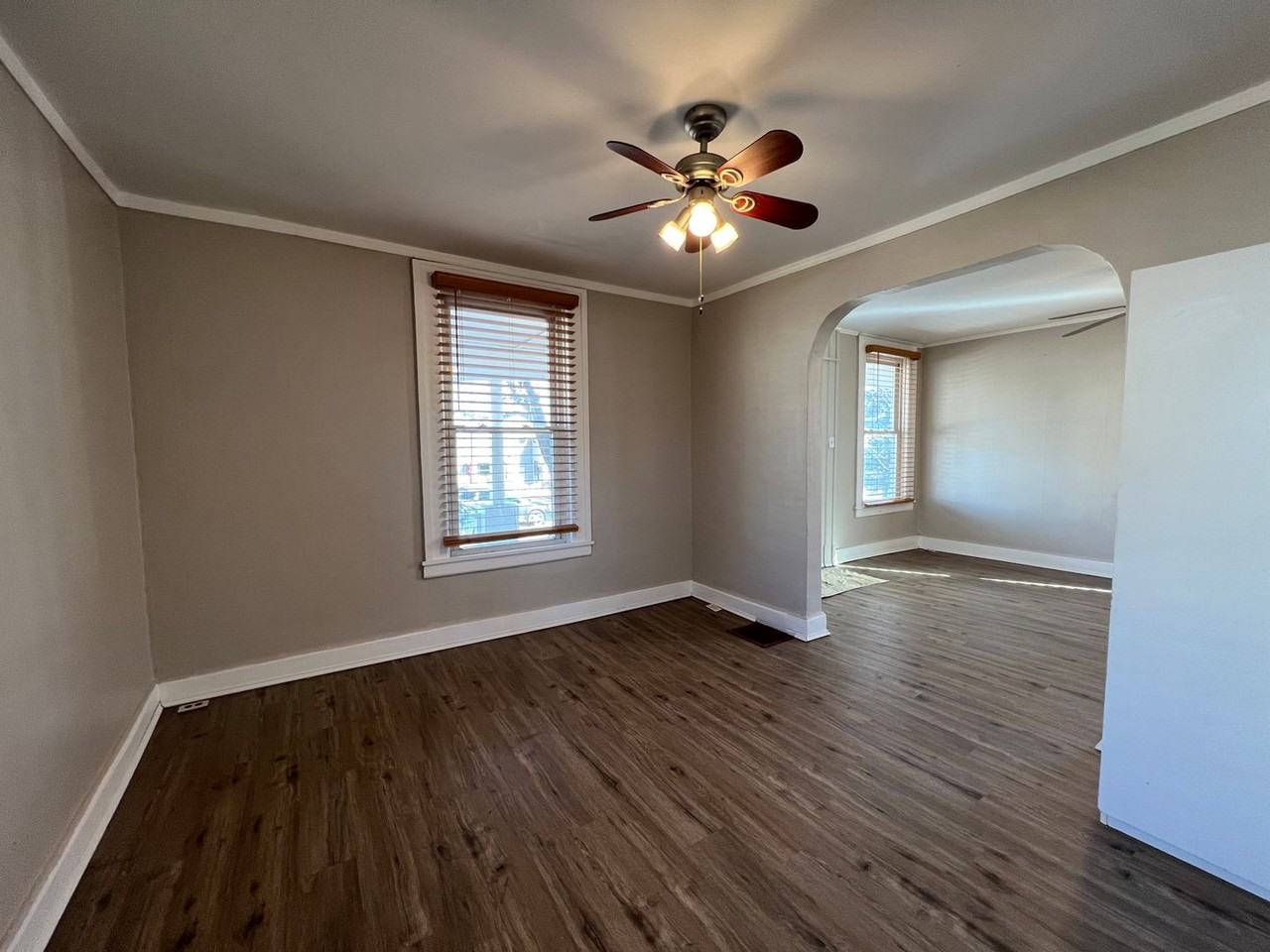 2728 Chestnut St - Photo 3 of 9